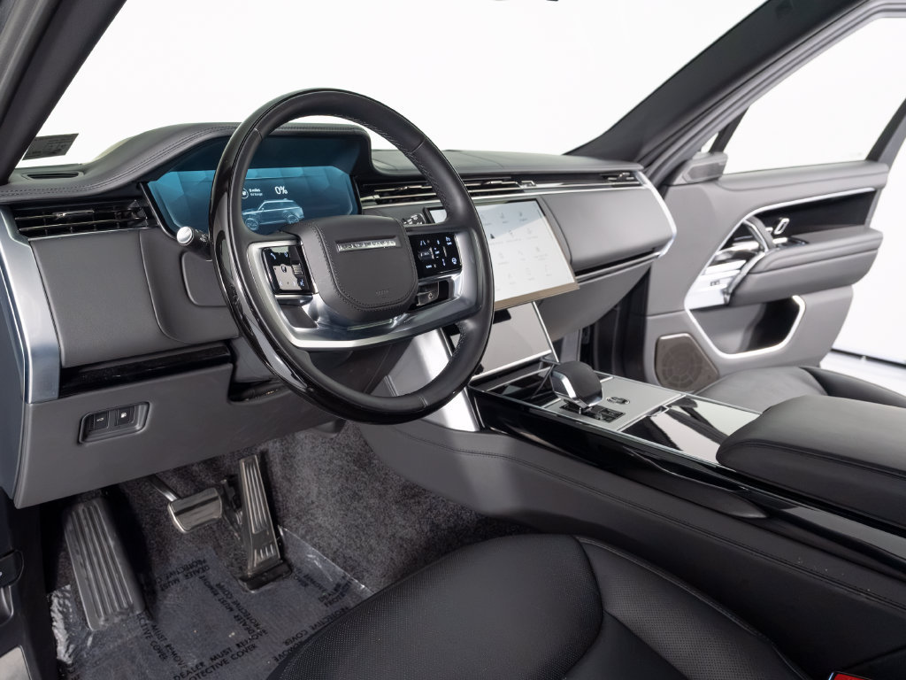 Used 2024 Land Rover Range Rover Autobiography AWD/4WD image 5