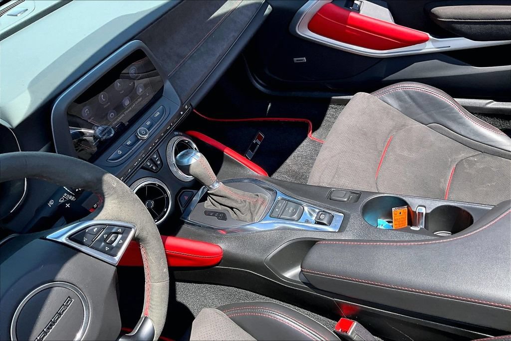 Used 2022 Chevrolet Camaro ZL1 RWD image 16