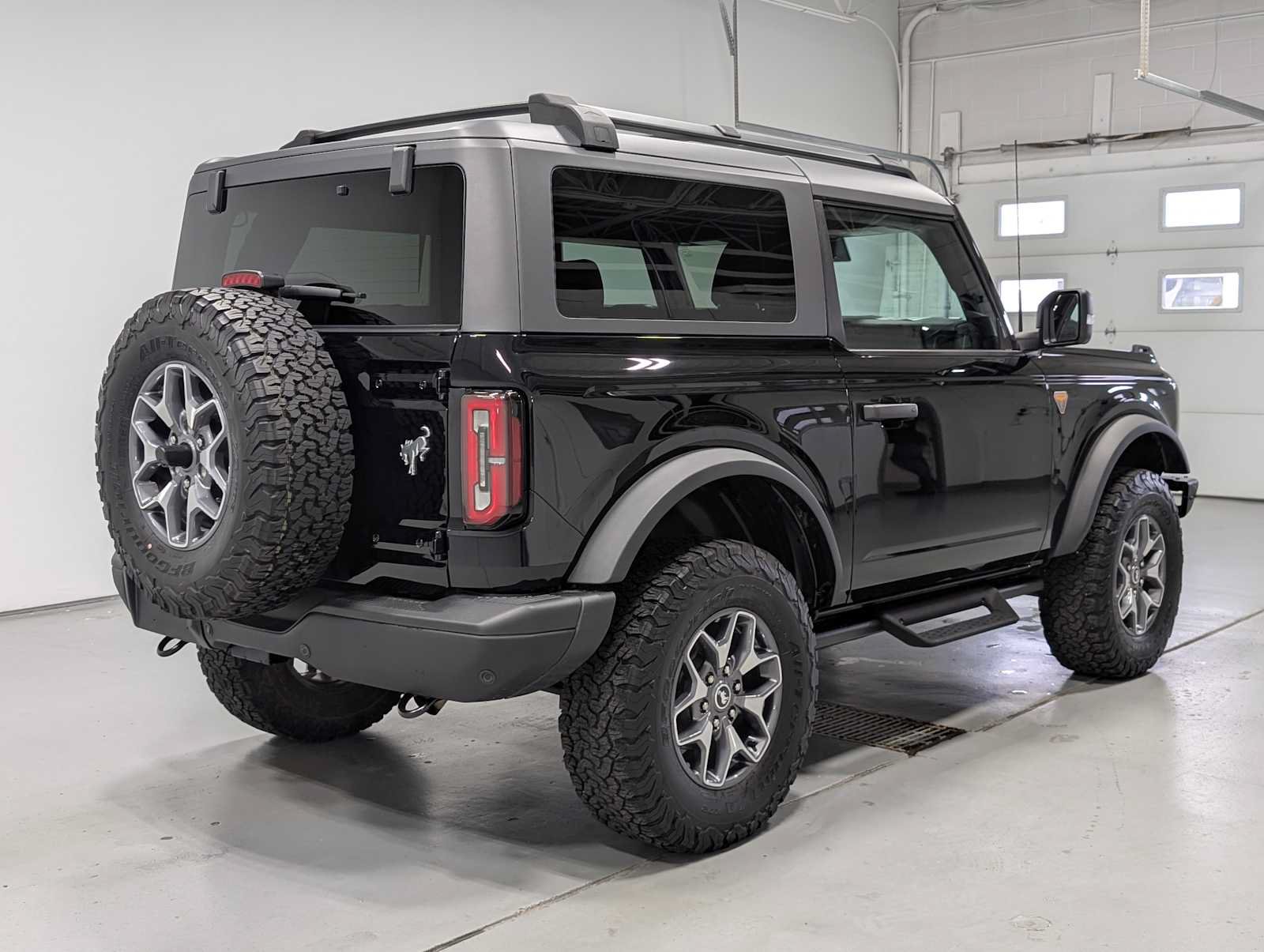 Used 2024 Ford Bronco Badlands AWD/4WD image 8
