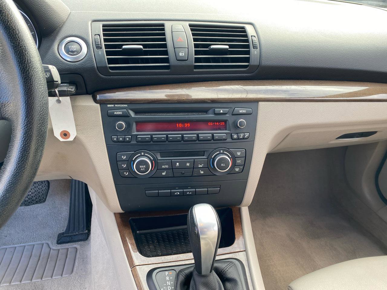 Used 2010 BMW 128i Convertible w/ Premium Pkg RWD image 11