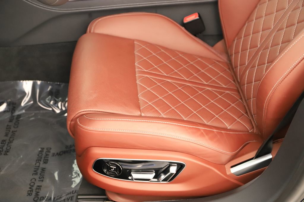 Certified 2024 Audi S8 image 25