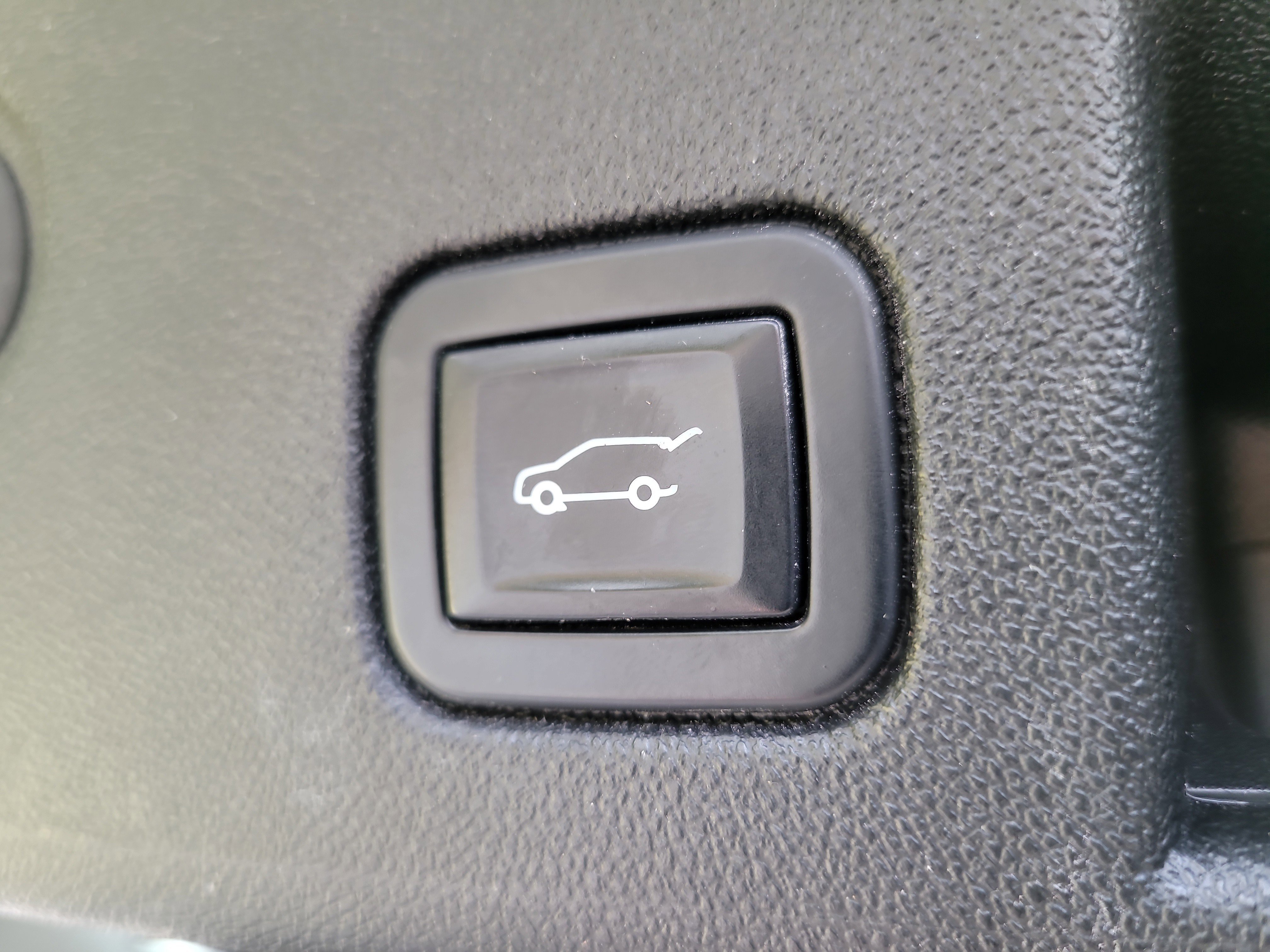 Used 2022 Chevrolet Equinox RS image 12