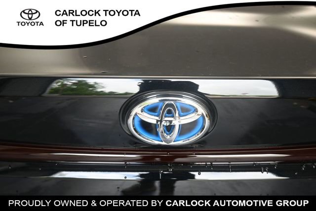 Used 2025 Toyota Corolla LE FWD image 32