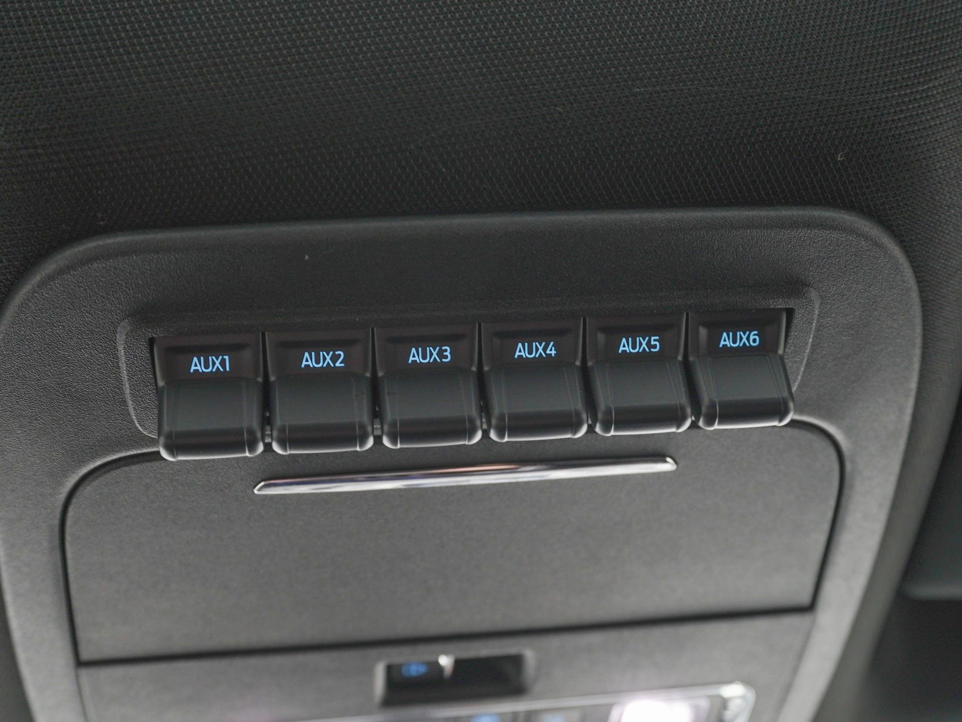 Used 2025 Ford F150 Raptor w/ Equipment Group 803A Raptor R image 26