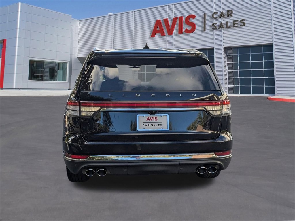 Used 2024 Lincoln Aviator AWD w/ Premium Package image 9