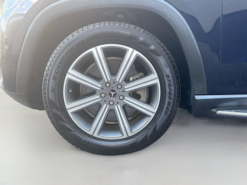 Used 2020 Mercedes-Benz GLS 450 4MATIC image 12