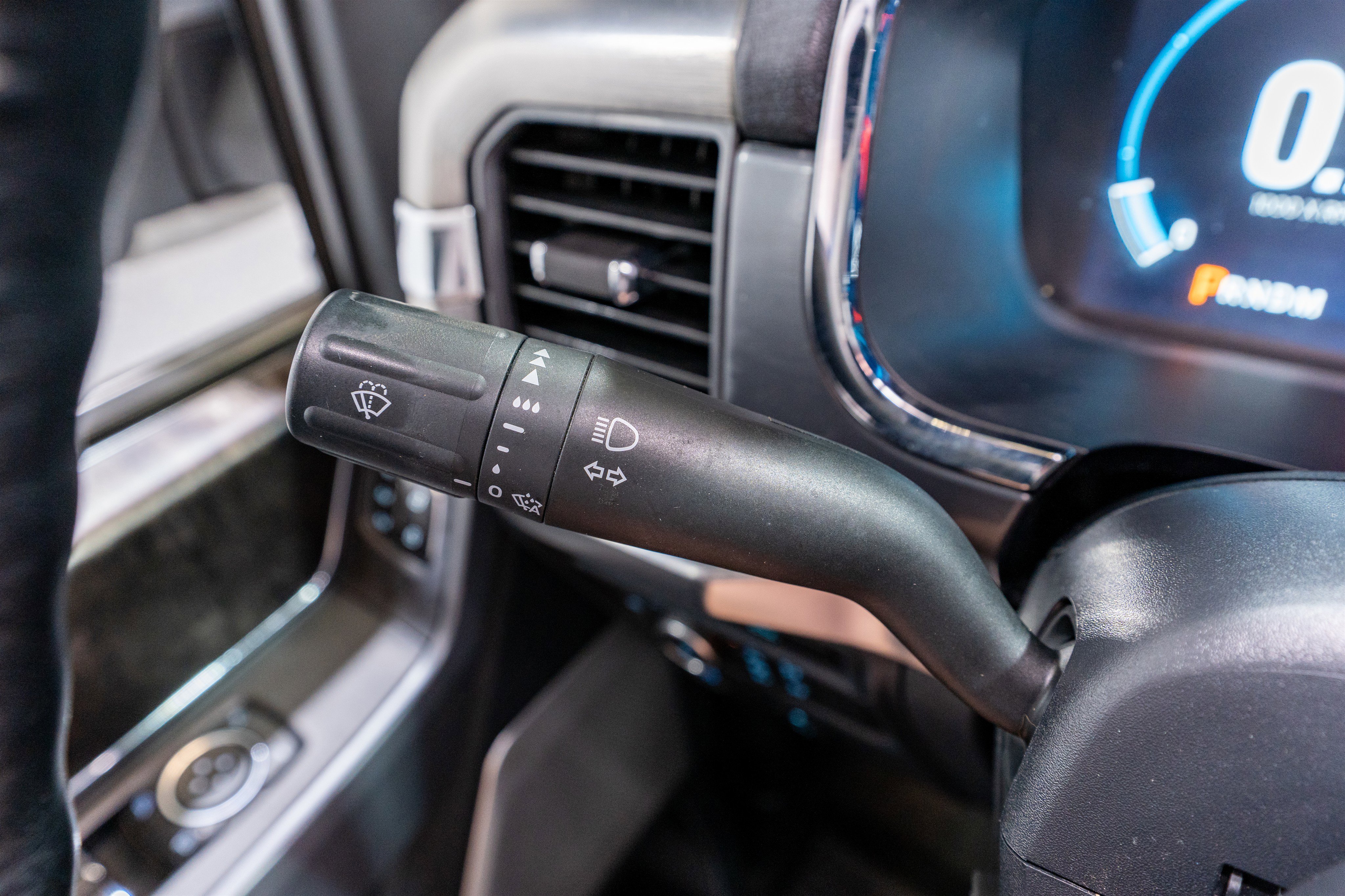 Used 2021 Ford F150 Lariat w/ Equipment Group 502A High AWD/4WD image 32