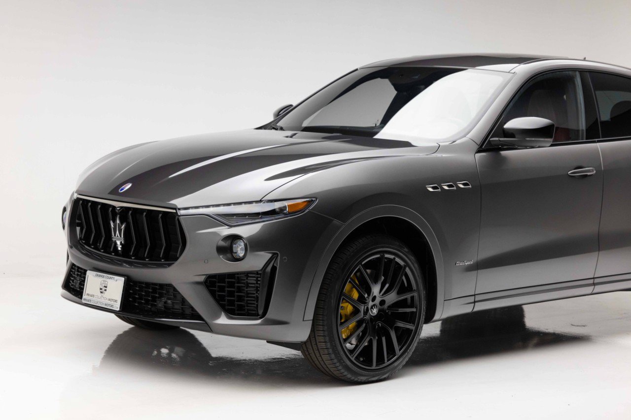 Used 2021 Maserati Levante S GranSport AWD/4WD image 33