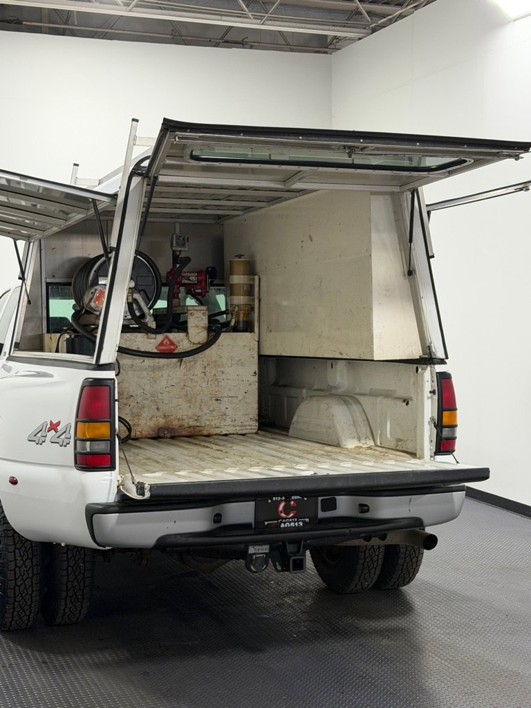 Used 2004 Chevrolet Silverado 3500 4x4 Extended Cab w/ Skid Plate Package image 12