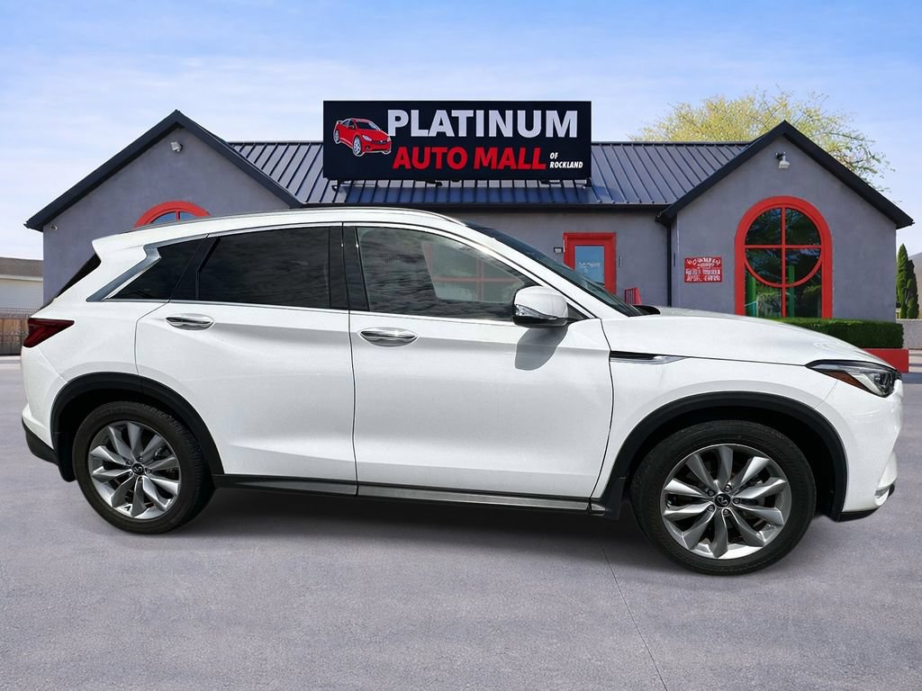 Used 2021 INFINITI QX50 Luxe FWD image 2