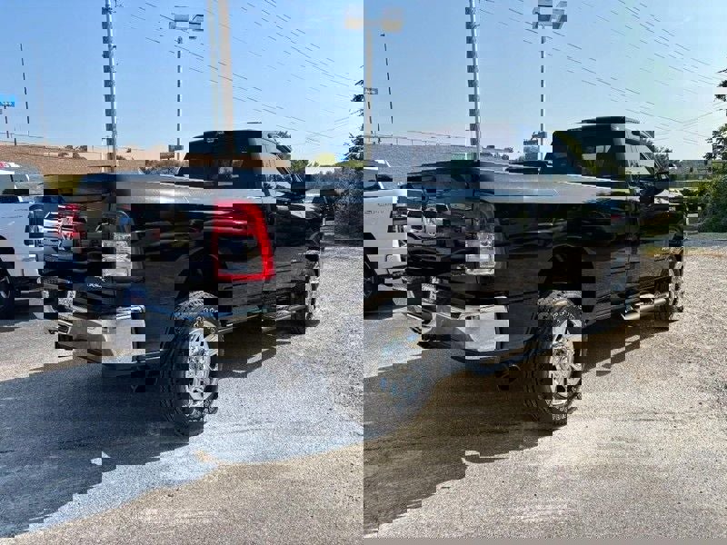 Used 2022 RAM 2500 Tradesman image 3