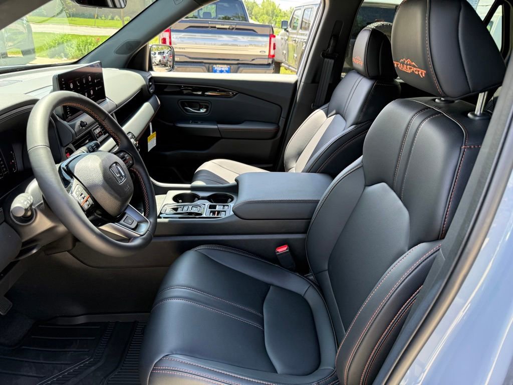 Certified 2026 Honda Pilot TrailSport image 15