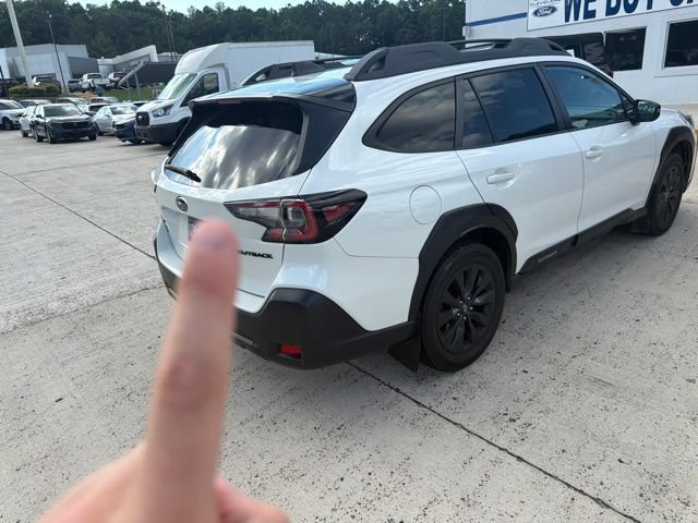 Used 2023 Subaru Outback Onyx Edition AWD/4WD image 17