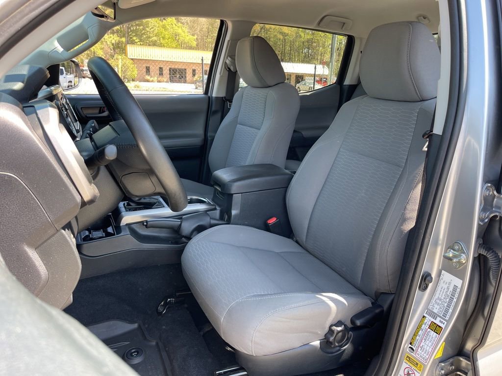 Used 2017 Toyota Tacoma SR5 w/ Tow Package image 19