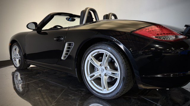 Used 2011 Porsche Boxster RWD image 21