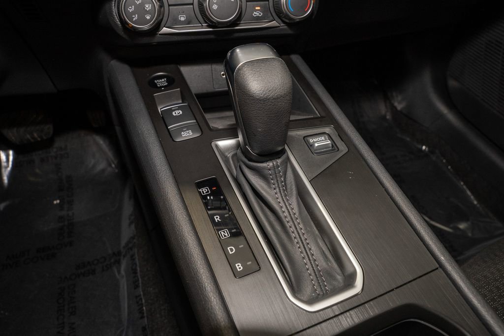 Certified 2025 Nissan Kicks S image 15