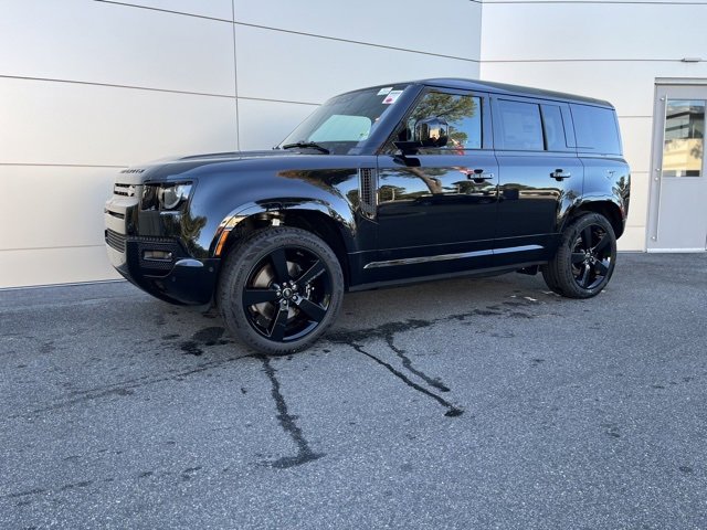 New 2025 Land Rover Defender 110 V8 image 12