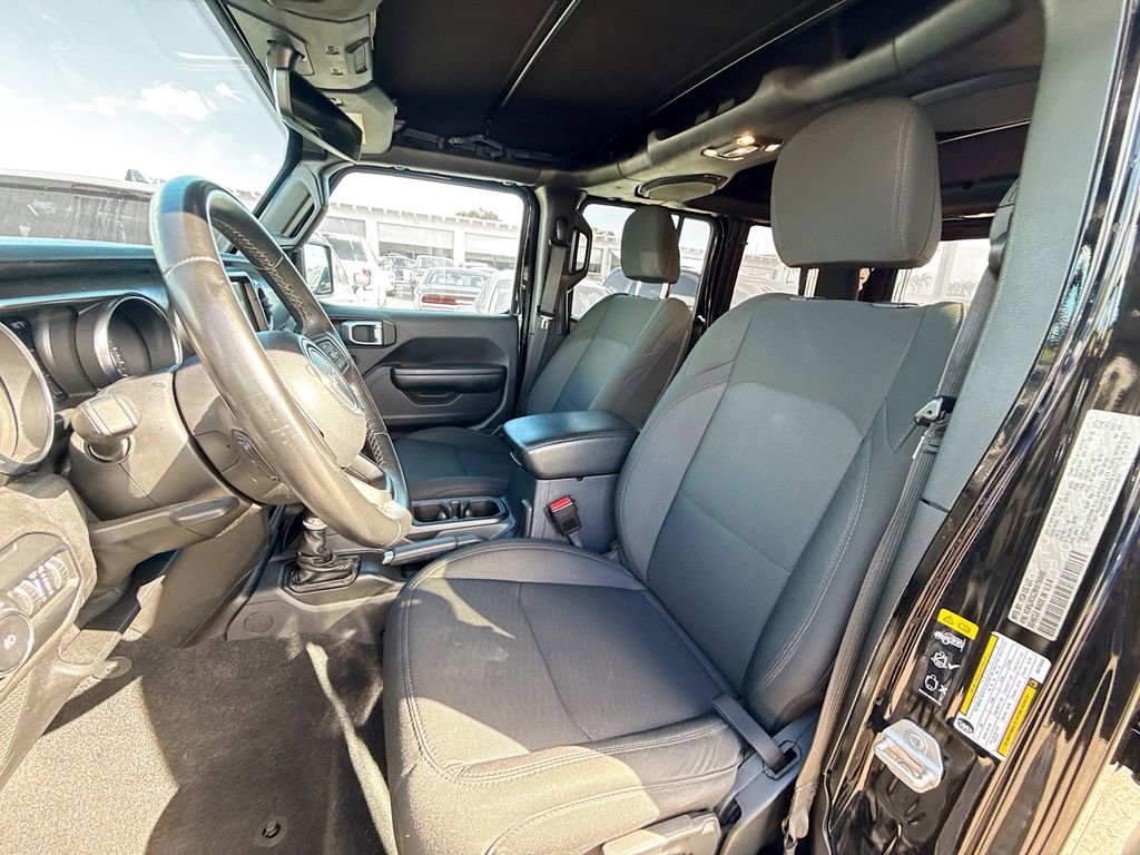 Used 2021 Jeep Wrangler Unlimited Sport image 23