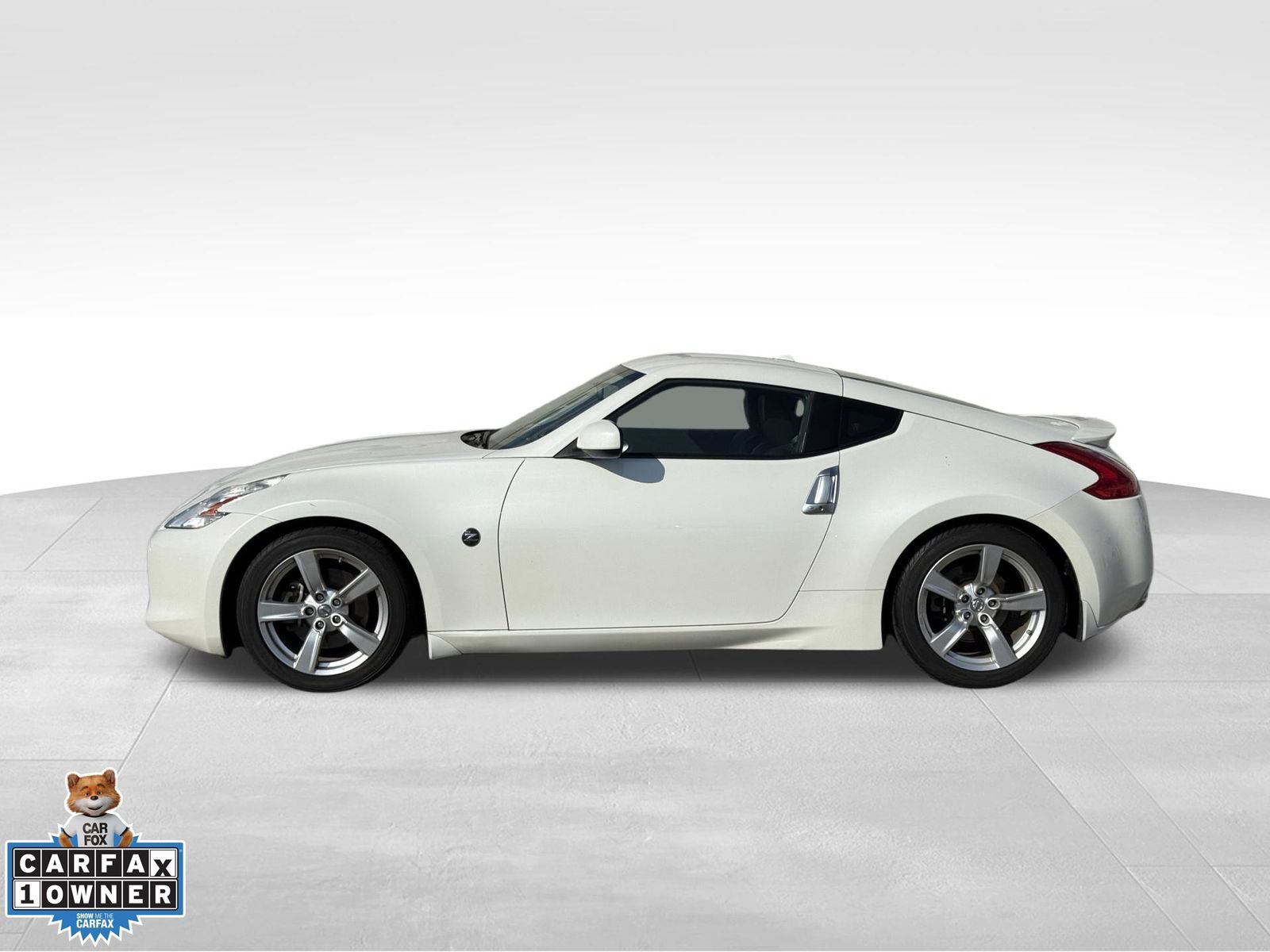 Used 2012 Nissan 370Z Touring RWD image 4