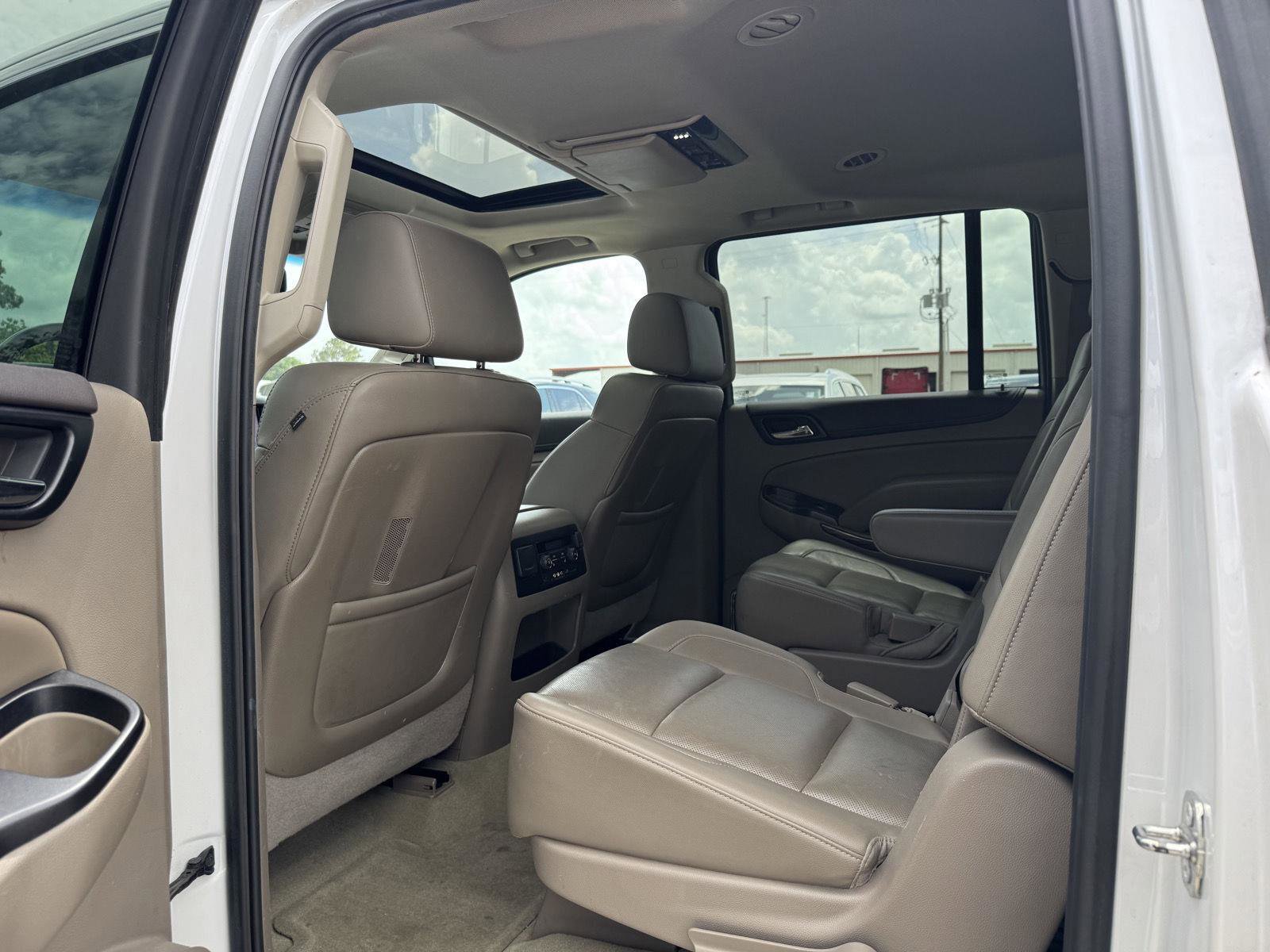 Used 2016 GMC Yukon XL SLT w/ Open Road Package image 16