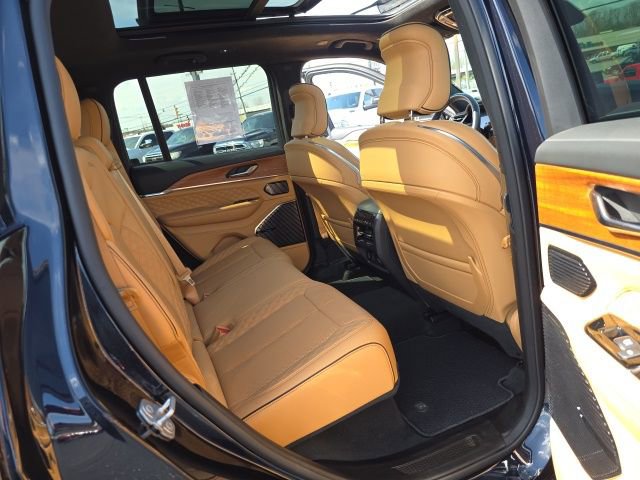 Used 2024 Jeep Grand Cherokee Summit image 49