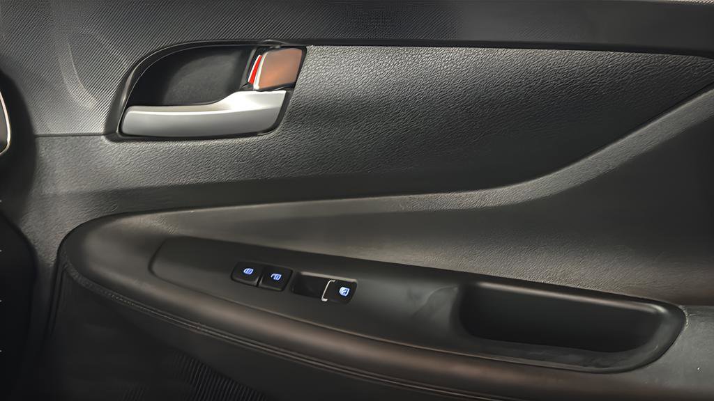 Used 2023 Hyundai Santa Fe SEL image 22