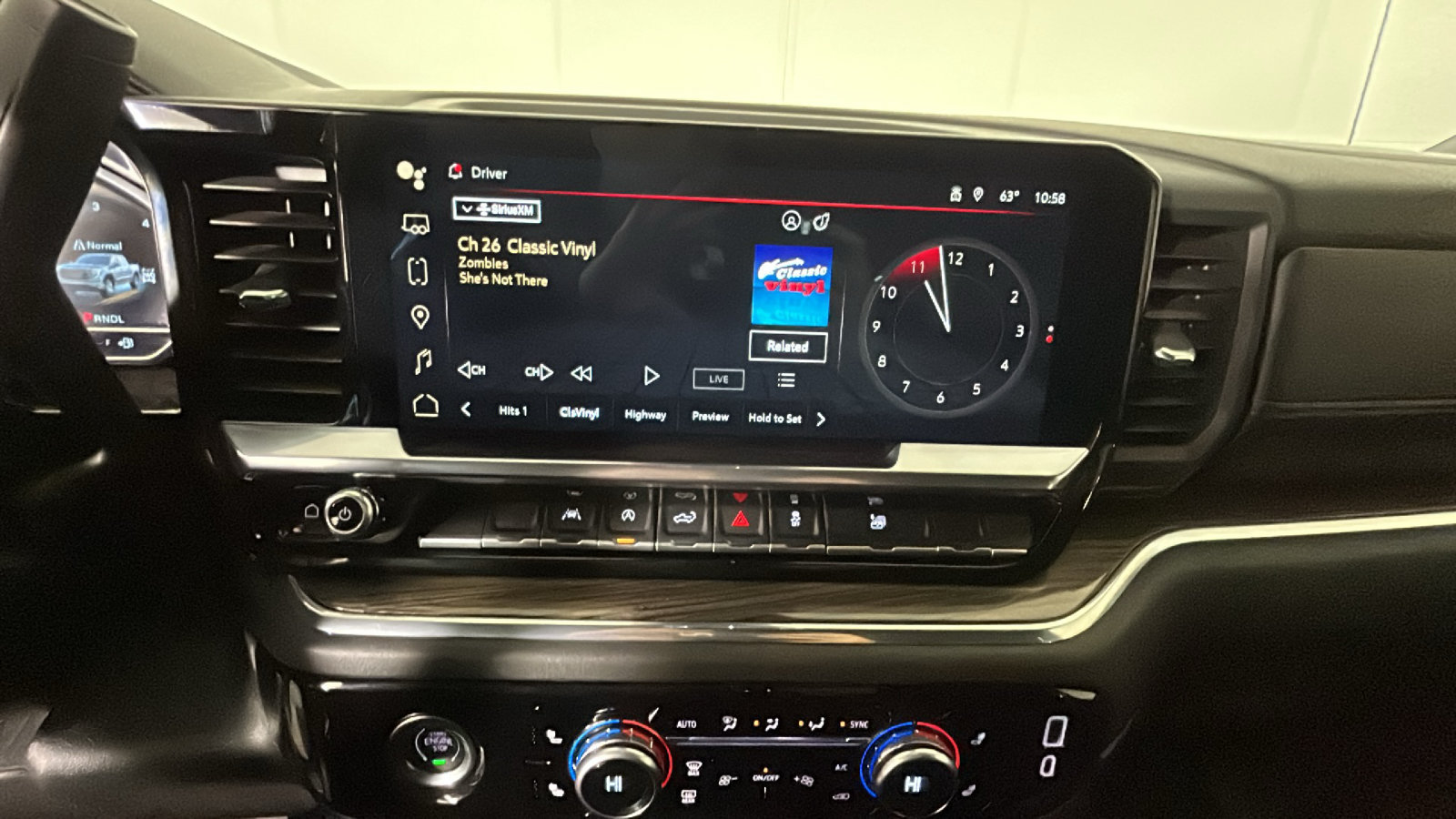 Used 2024 GMC Sierra 1500 Elevation AWD/4WD image 27