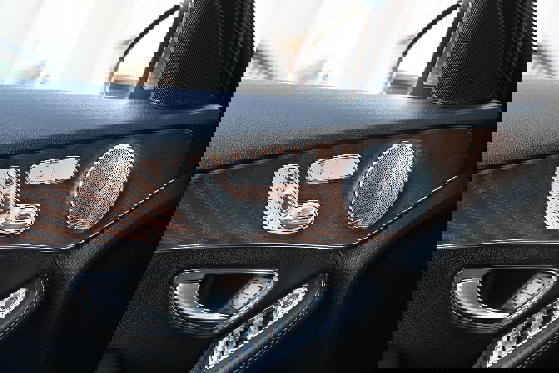 Used 2018 Mercedes-Benz C 300 4MATIC Sedan image 24