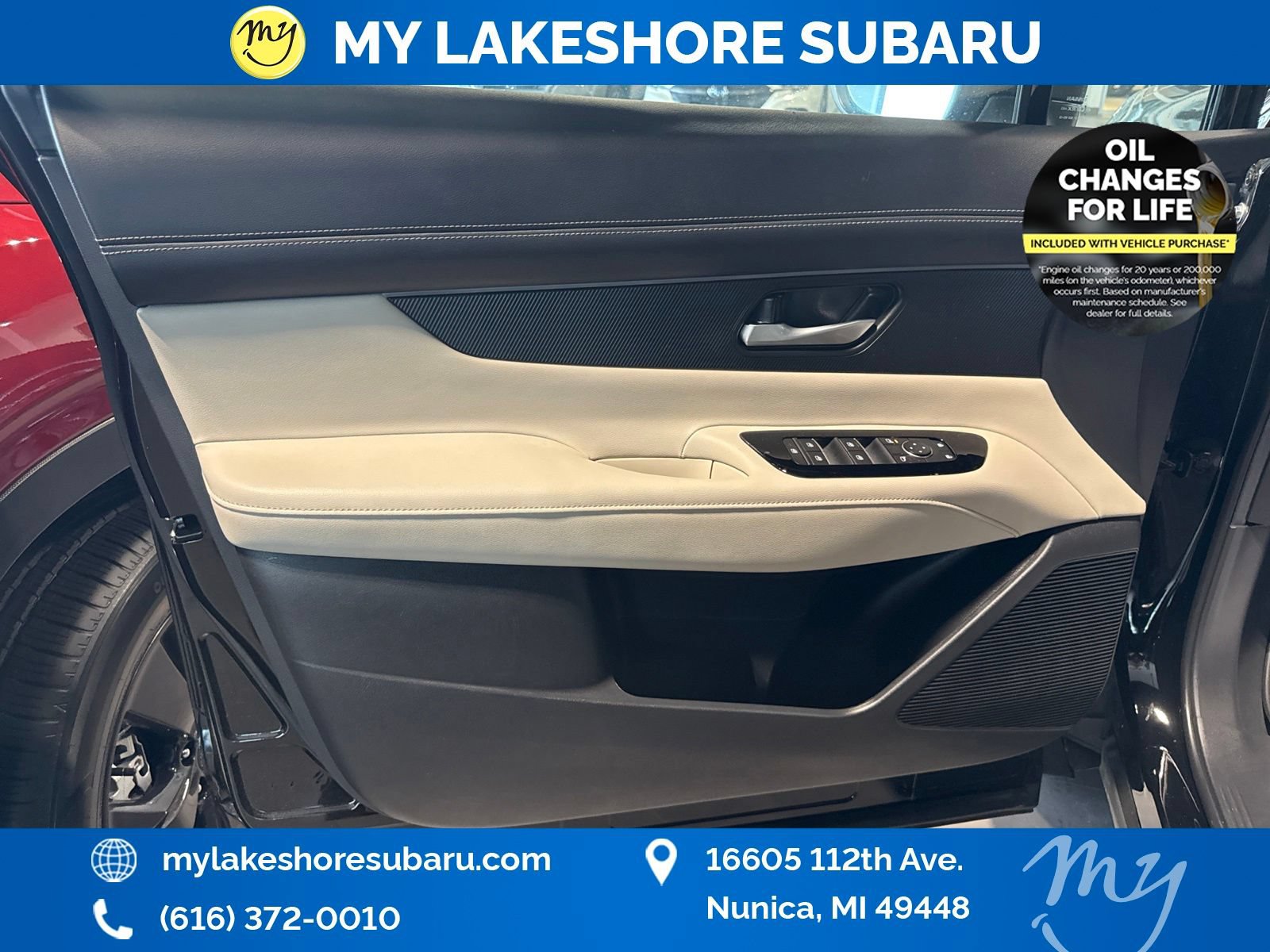 Used 2025 Nissan Murano SV AWD/4WD image 11