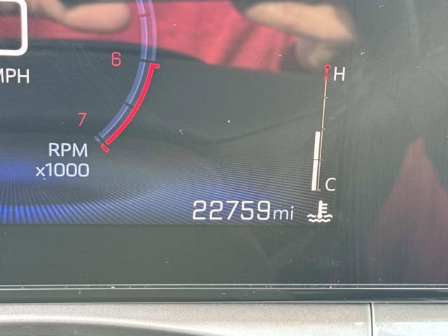 Used 2025 Chevrolet Trax LT w/ LT Convenience Package FWD image 53