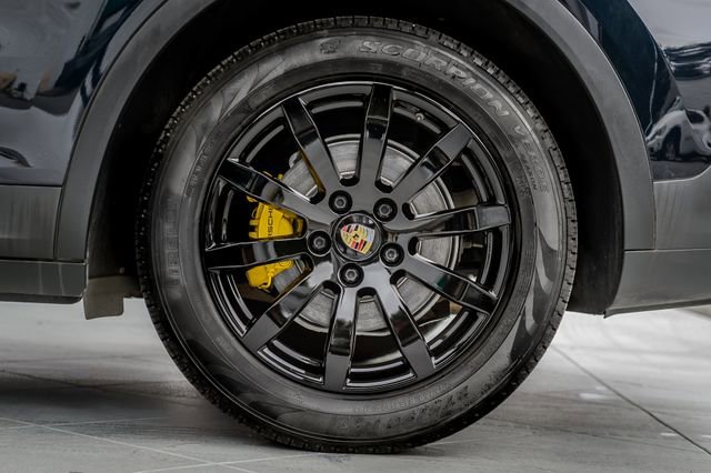 Used 2019 Porsche Cayenne image 14