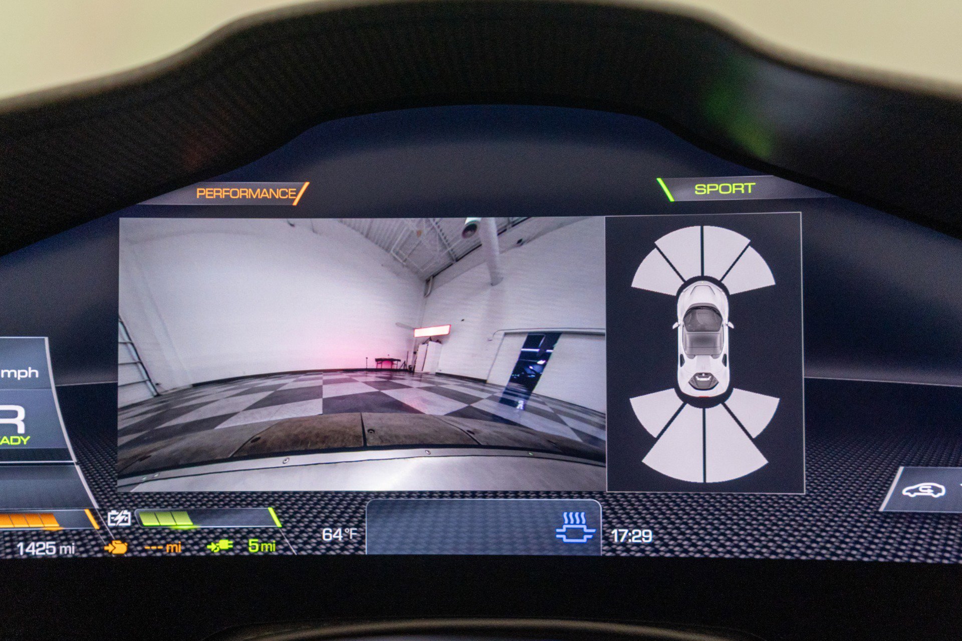 Used 2024 Ferrari SF90 Spider image 39