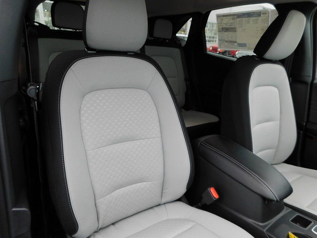 New 2026 Ford Escape Active w/ Active Premium Tech Pack image 19