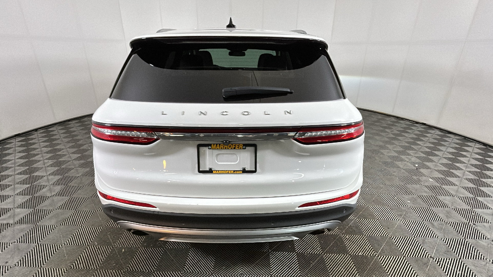 Used 2021 Lincoln Corsair AWD w/ Equipment Group 101A image 4
