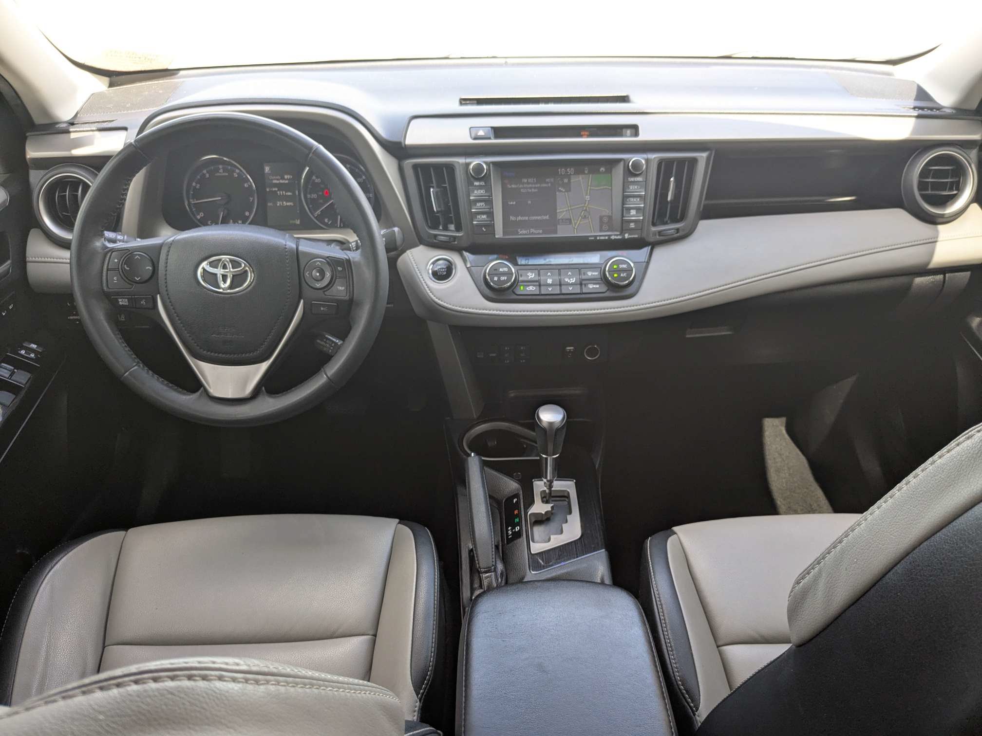 Used 2016 Toyota RAV4 Limited AWD/4WD image 18