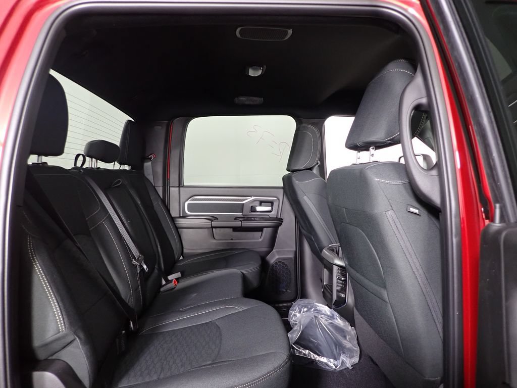 New 2026 RAM 2500 Big Horn AWD/4WD image 33