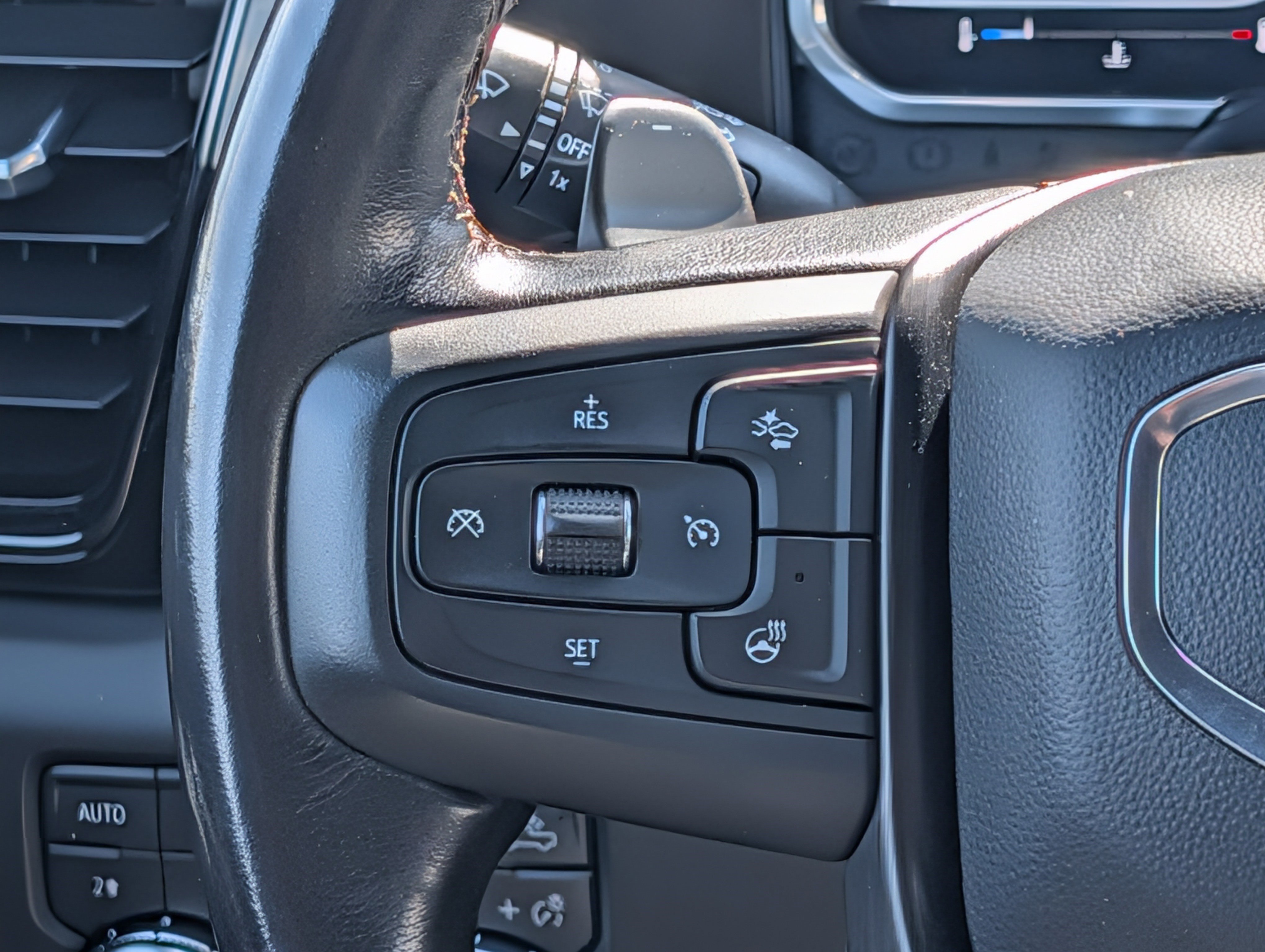 Used 2022 GMC Sierra 1500 AT4 w/ Technology Package image 19