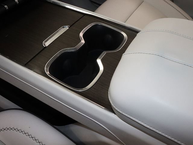 Certified 2024 GMC Acadia Denali w/ Super Cruise Package image 22