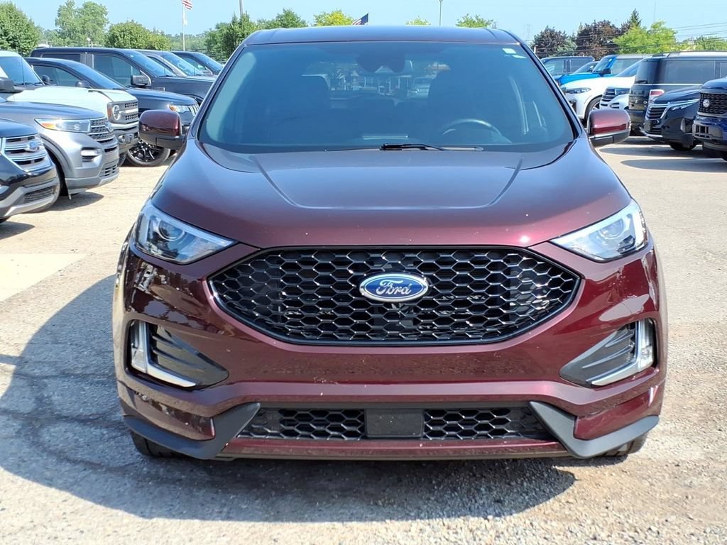 Used 2024 Ford Edge ST-Line AWD/4WD image 8