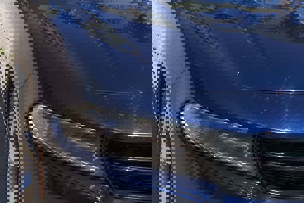 Used 2015 Dodge Charger SXT RWD image 4