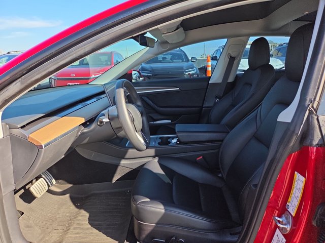Used 2022 Tesla Model 3 Performance AWD/4WD image 14