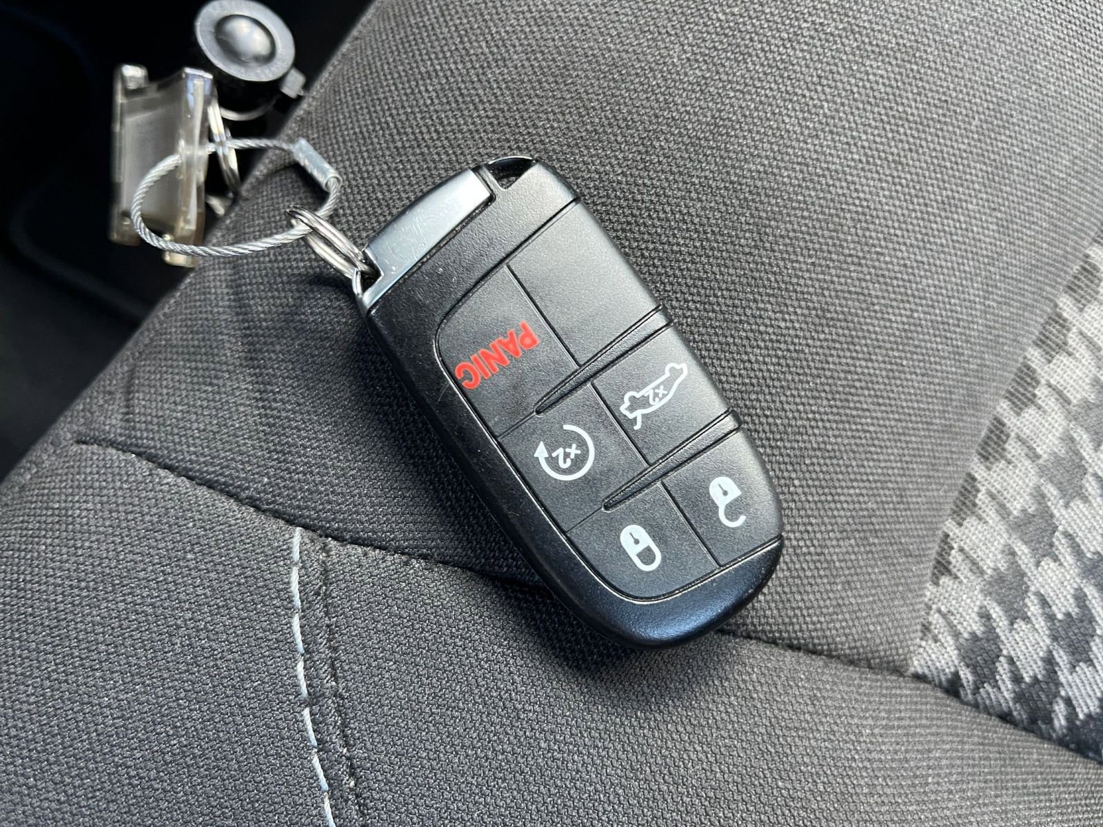 Used 2023 Dodge Charger SXT image 22