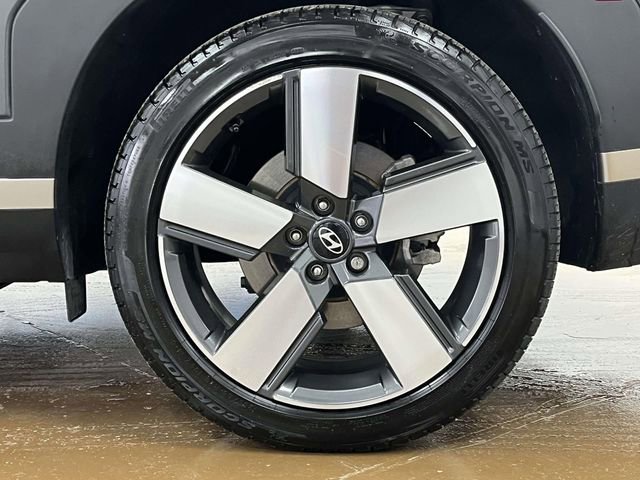 Certified 2025 Hyundai Santa Fe Limited image 11