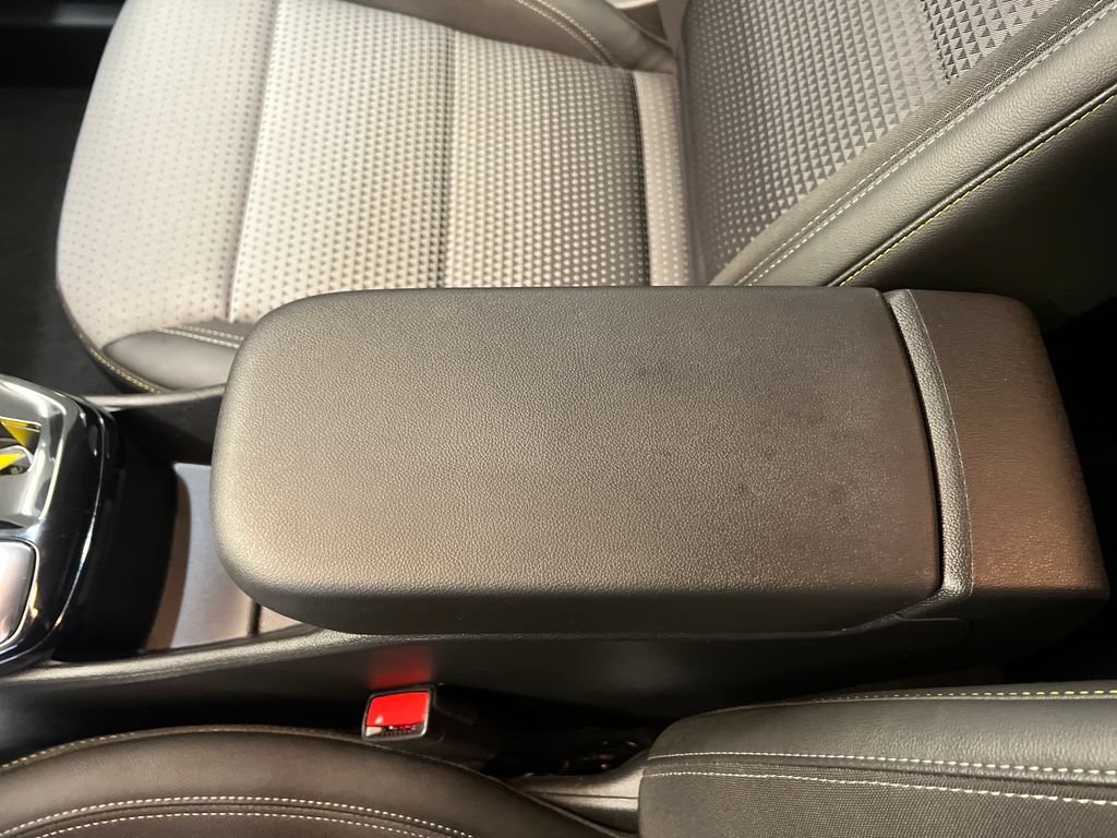 Used 2024 Chevrolet Trax LT FWD image 29