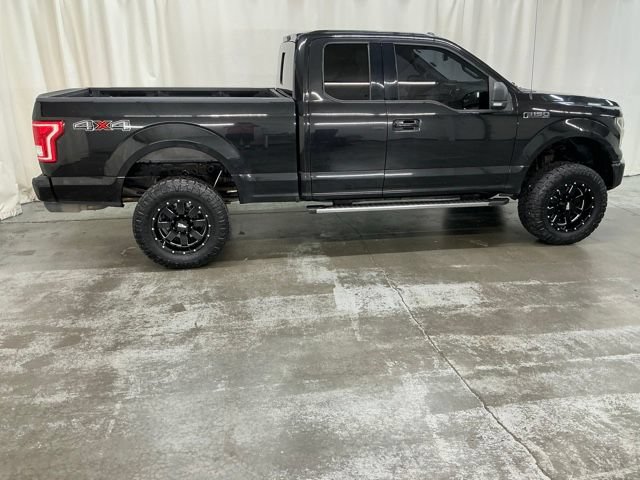 Used 2015 Ford F150 XLT w/ Equipment Group 302A Luxury AWD/4WD image 3