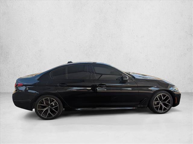 Used 2021 BMW 530i xDrive w/ M Sport Package AWD/4WD image 4