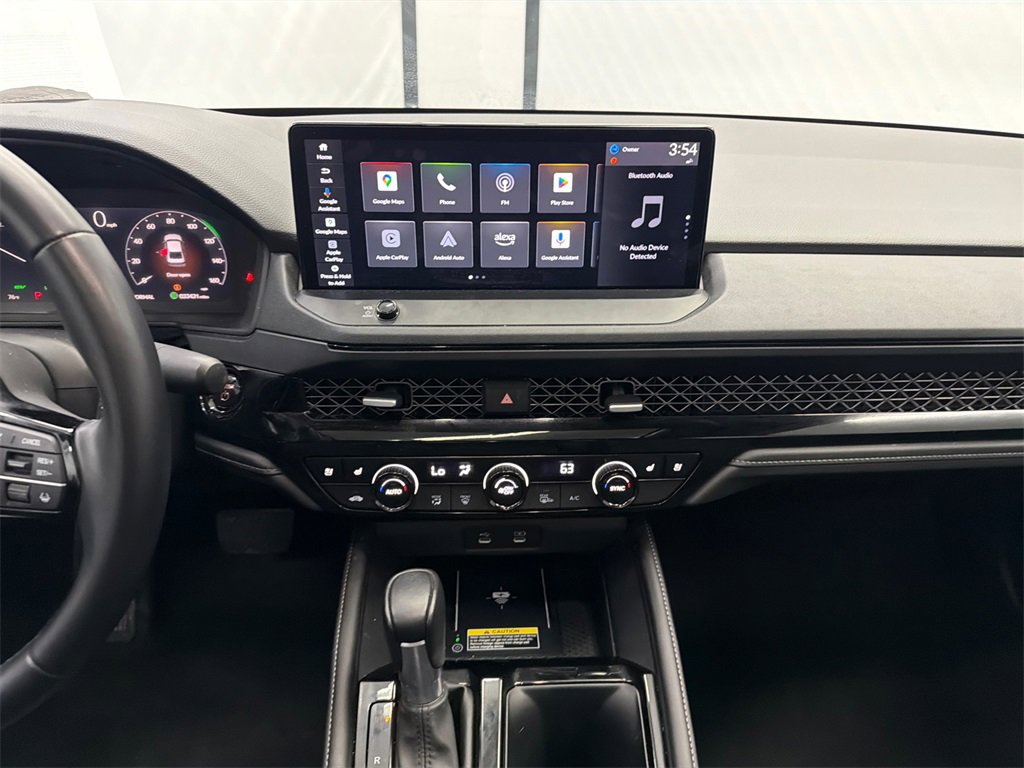 Used 2023 Honda Accord Touring image 28