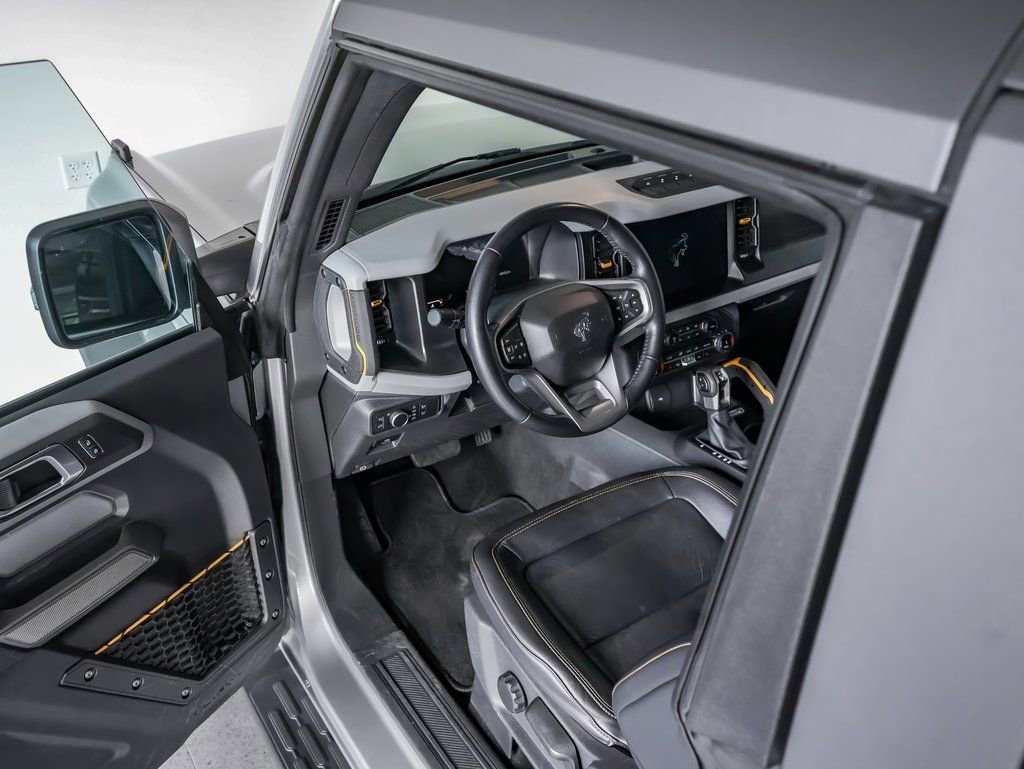 Used 2022 Ford Bronco Badlands w/ Sasquatch Package image 4