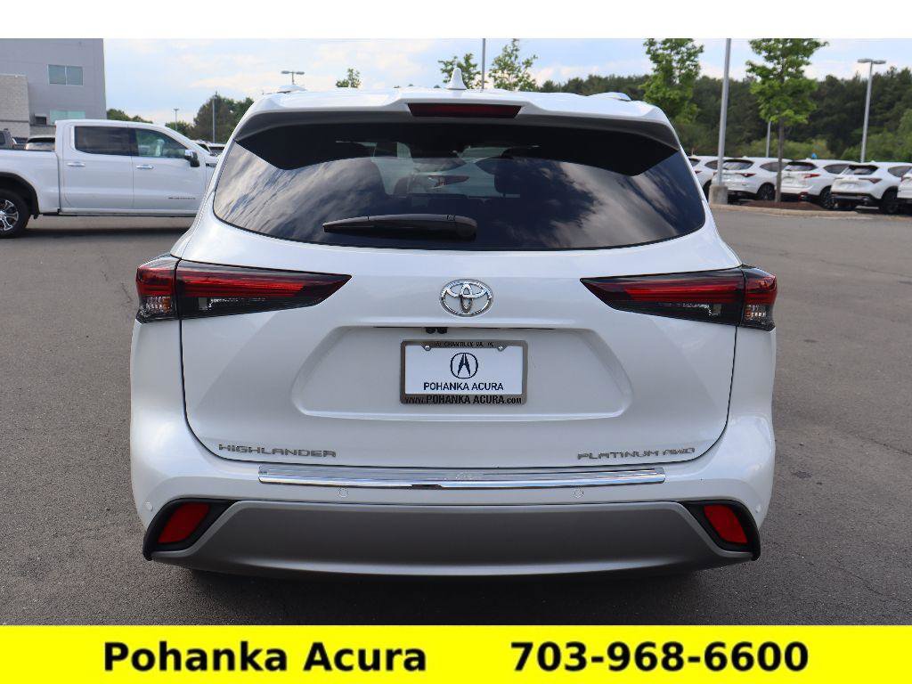 Used 2025 Toyota Highlander Platinum AWD/4WD image 6