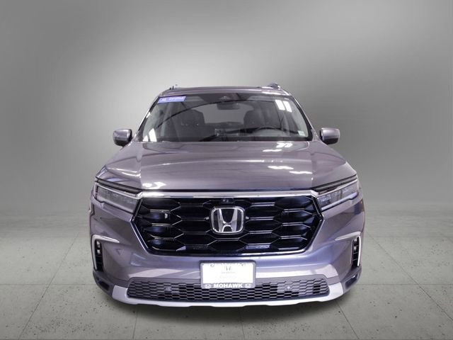 Certified 2025 Honda Pilot Elite image 10